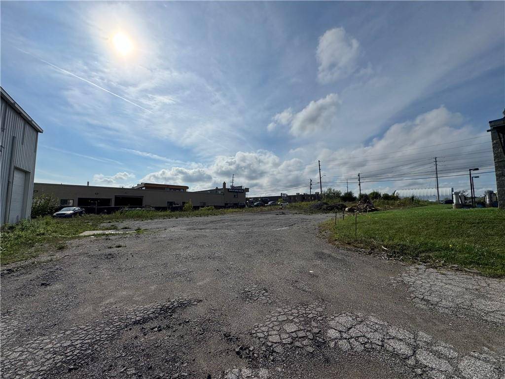 940 WINSTON CHURCHILL Boulevard #1, Oakville, ON L6J 7X5