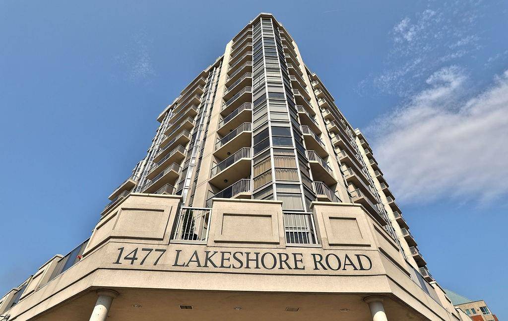 1477 LAKESHORE Road #301, Burlington, ON L7S 1B5