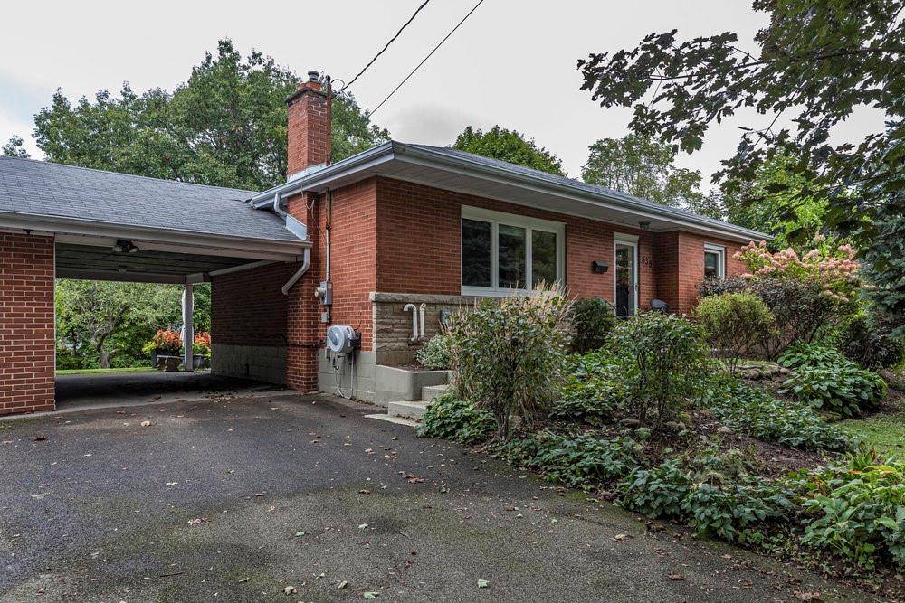 839 MEWBURN Road, Ancaster, ON L9G 3E4