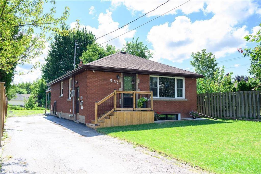 541 EAST 16TH Street #UPPER, Hamilton, ON L9A 4L4