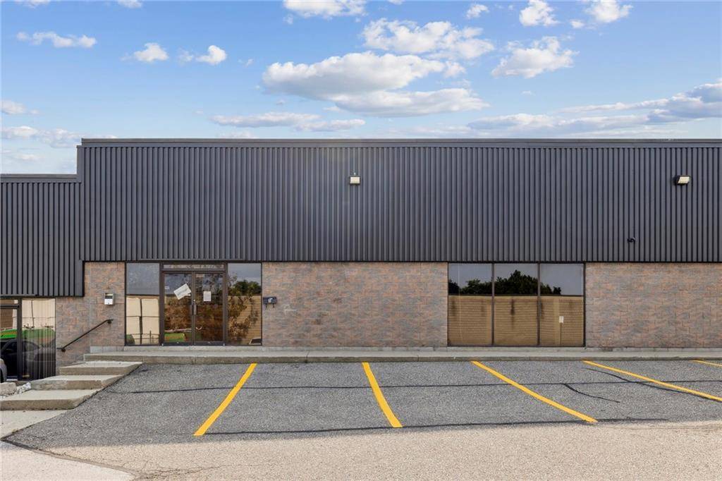 120 NEBO Road #5, Hamilton, ON L8W 2E4