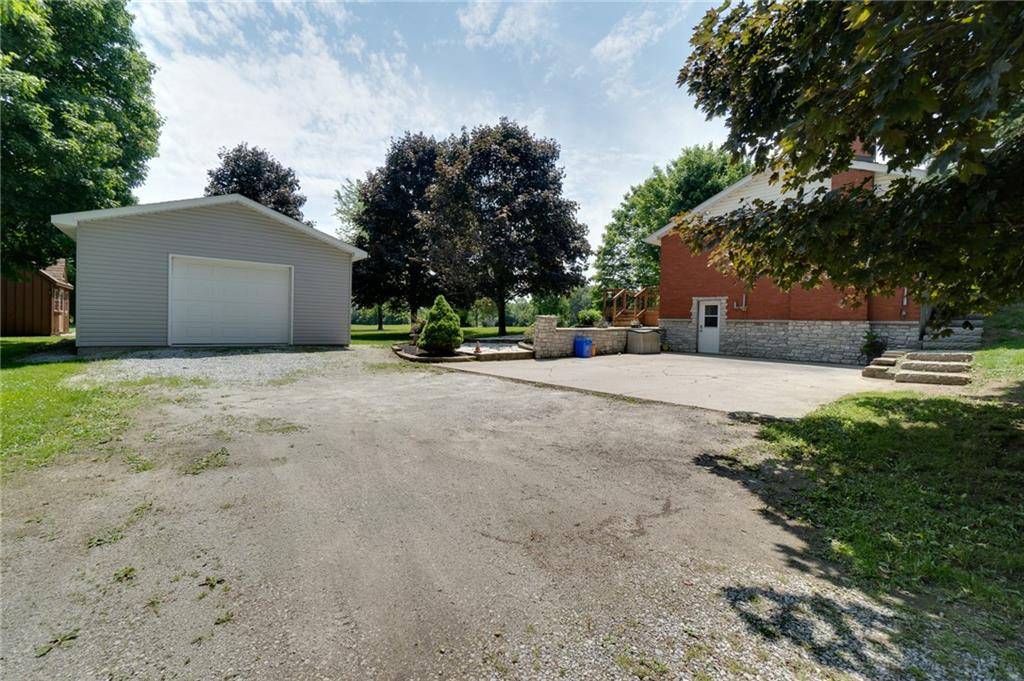 7718 22, Halton Hills, ON L7J 2M1