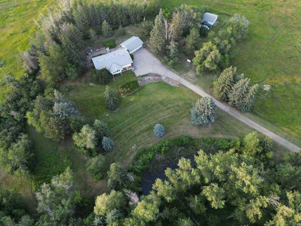 Rural Wheatland County, AB T1P 0Z7,252054 Township Road 234 ( Glenmore Trail)