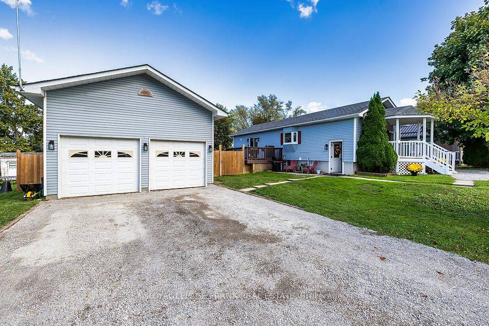 Scugog, ON L0B 1E0,43 Lakeview AVE