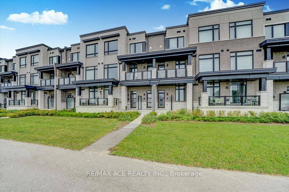 Pickering, ON L1X 0H6,2550 Castlegate Crossing N/A #213