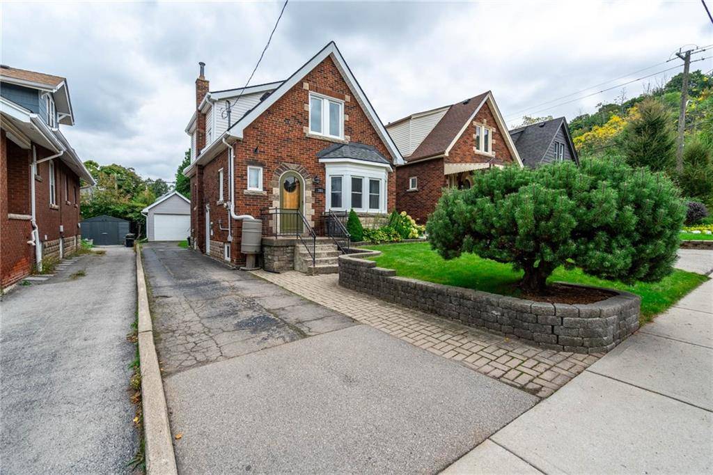 305 WEXFORD Avenue S, Hamilton, ON L8K 2P4