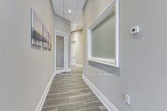 Richmond Hill, ON L4C 3B8,10376 Yonge ST #105