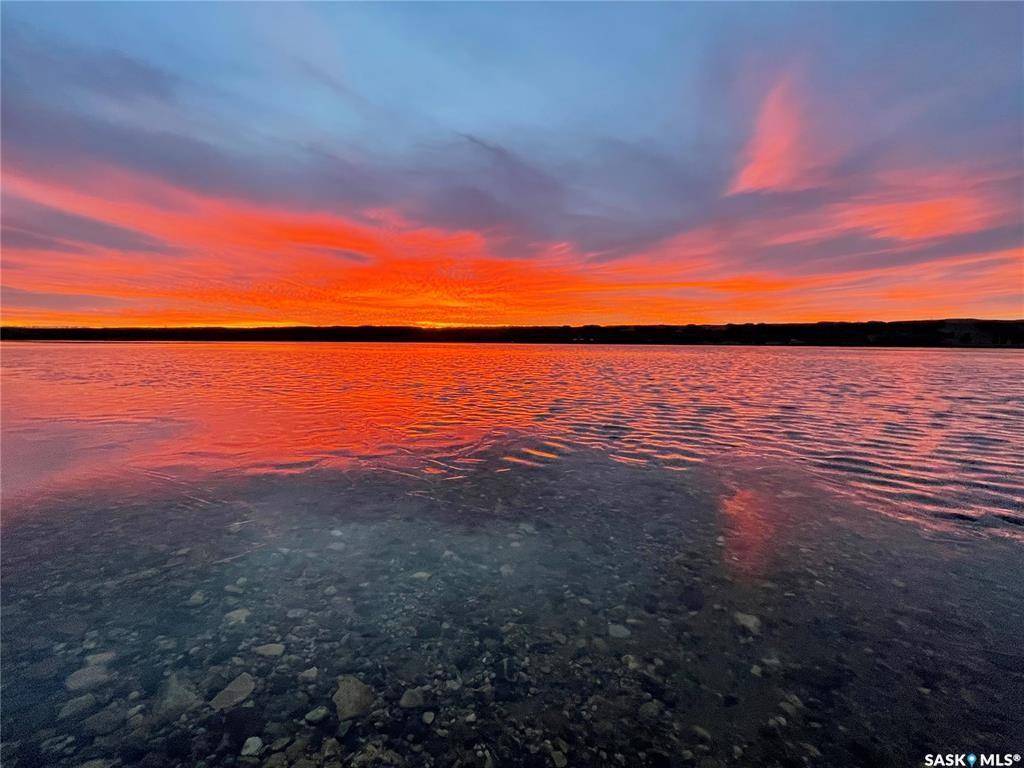 Blackstrap, SK S7C 0A5,10 Oasis LANE