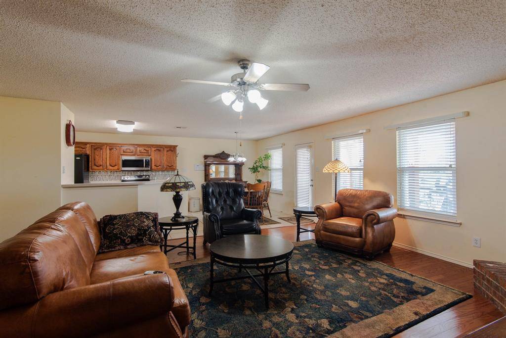 Terrell, TX 75160,102 Brushy Creek Lane