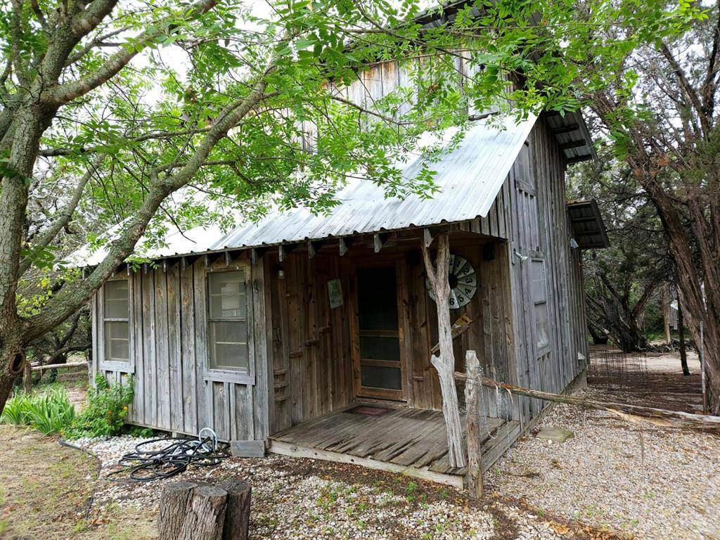 Goldthwaite, TX 76844,2 County Road 315