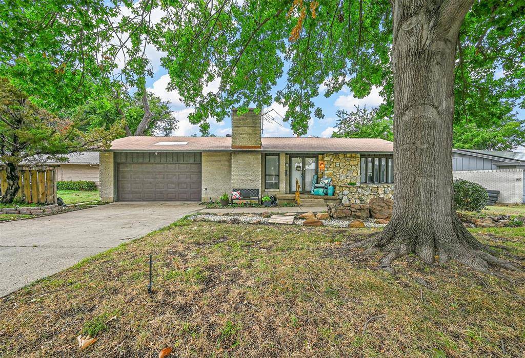 Dallas, TX 75240,14051 Rolling Hills Lane