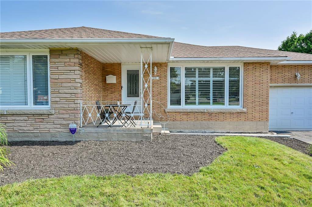 33 COLLIER Crescent, Hamilton, ON L9C 3S7