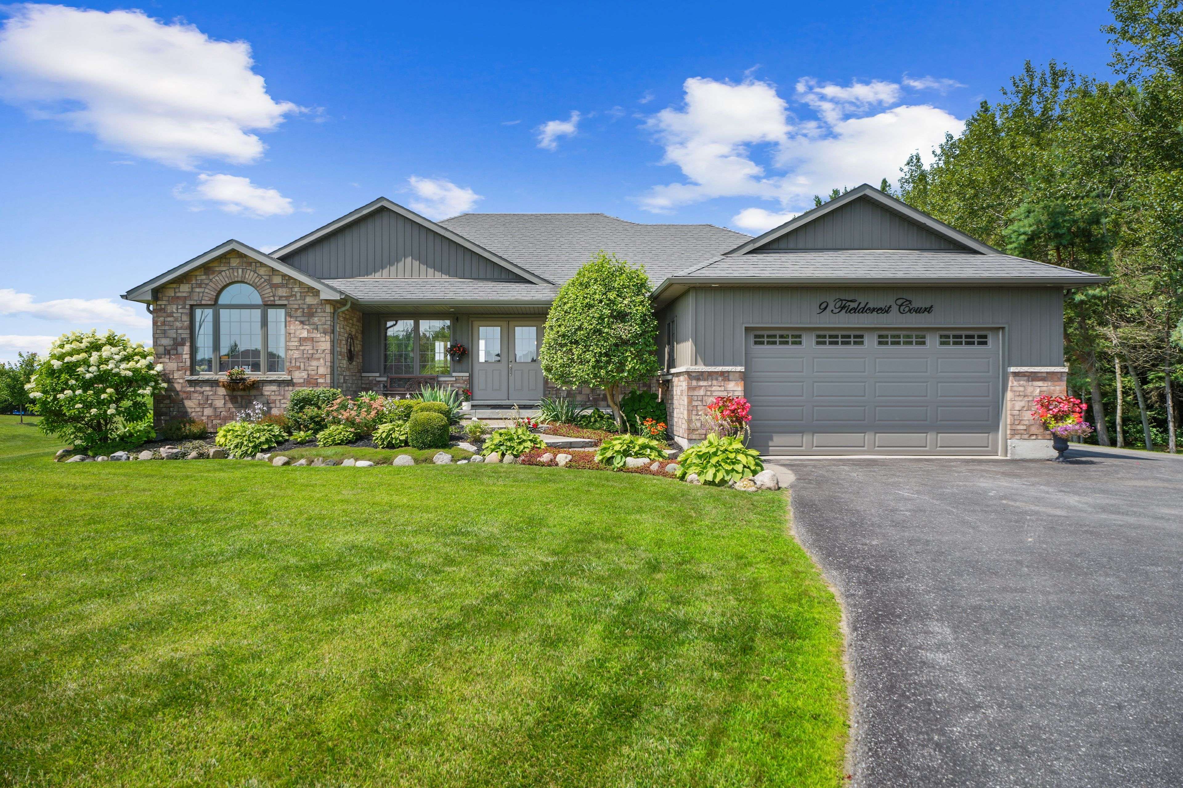 Brighton, ON K0K 1R0,9 Fieldcrest CT