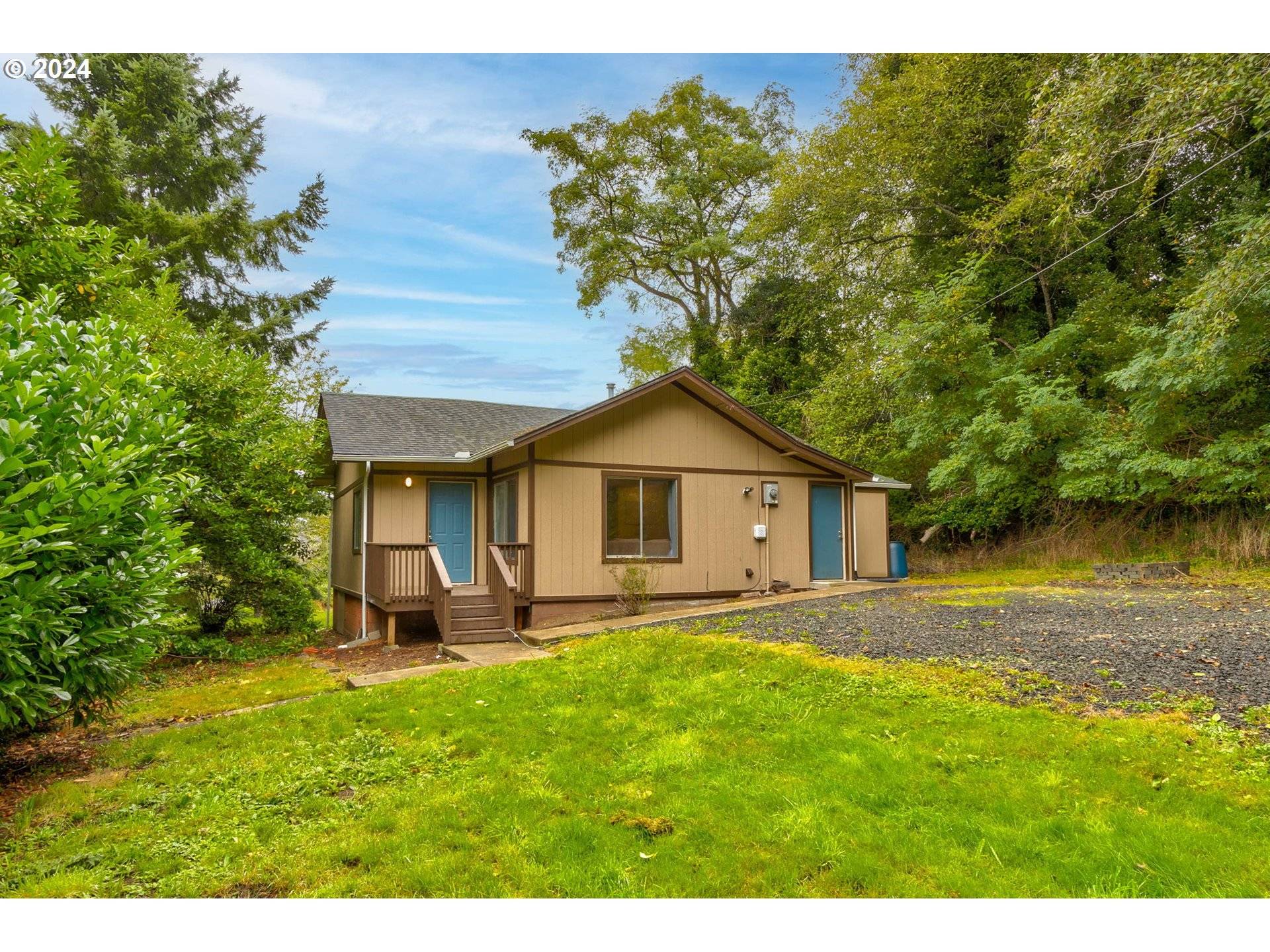 Raymond, WA 98577,1372 PACIFIC AVE