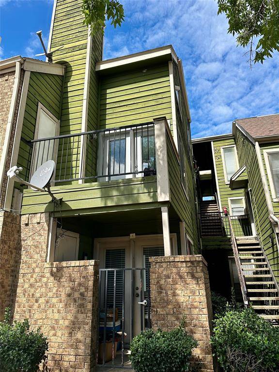 Dallas, TX 75243,9807 Walnut Street #203