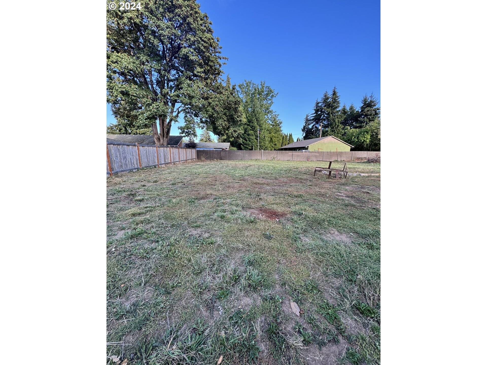 Eugene, OR 97408,2634 Willona DR