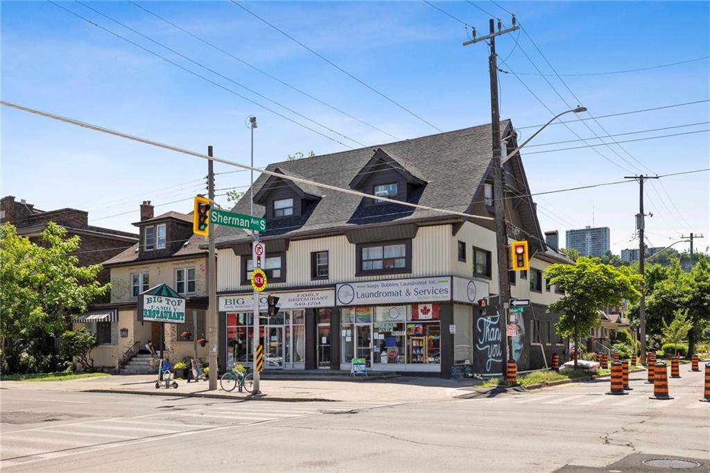 750-754* MAIN ST E Street E, Hamilton, ON L8M 1L1