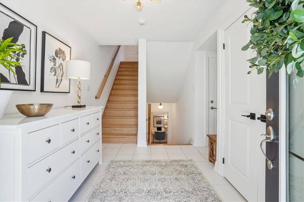 2071 GHENT Avenue #3, Burlington, ON L7R 1Y4