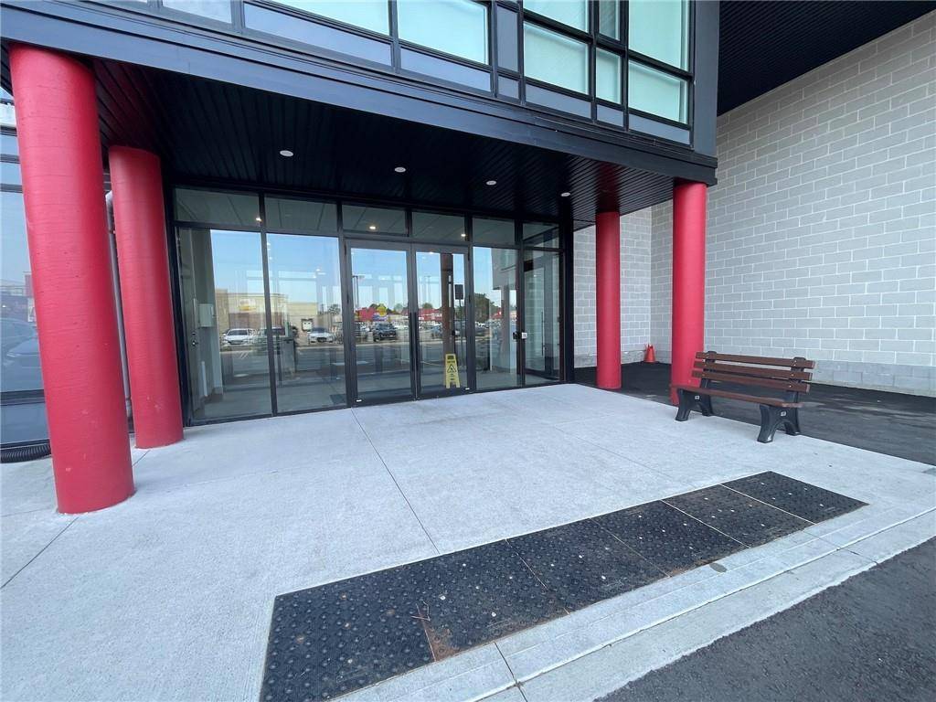 5 HAMILTON Street N #406, Waterdown, ON L8B 2A4