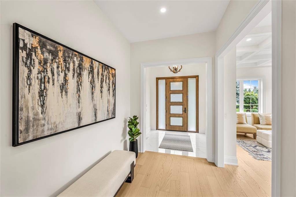 63 BRIAN Boulevard, Waterdown, ON L8B 0C7