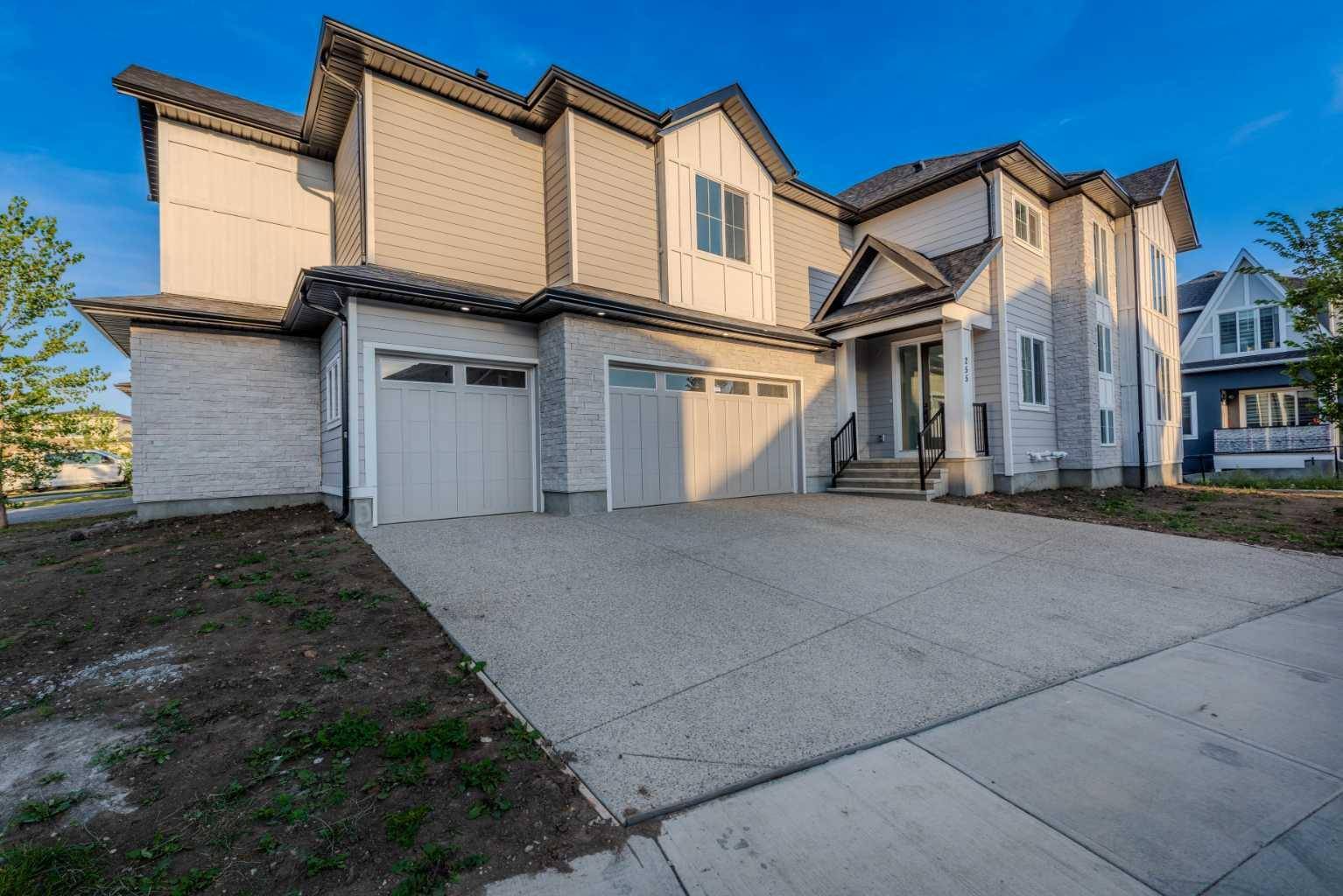 Chestermere, AB T1X 1Y2,255 KINNIBURGH PL