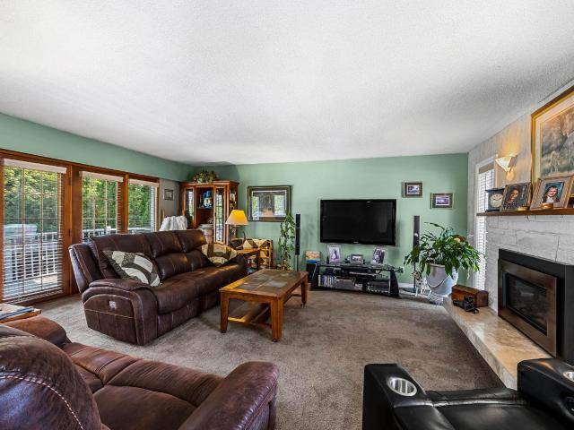 2370 GREENFIELD AVE, Kamloops, BC V2B 4P4