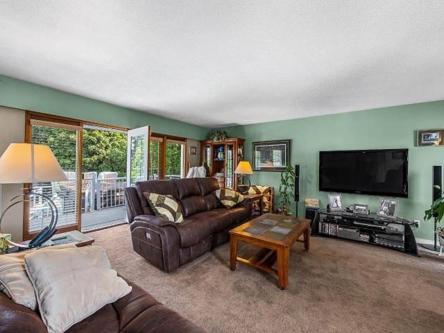 2370 GREENFIELD AVE, Kamloops, BC V2B 4P4