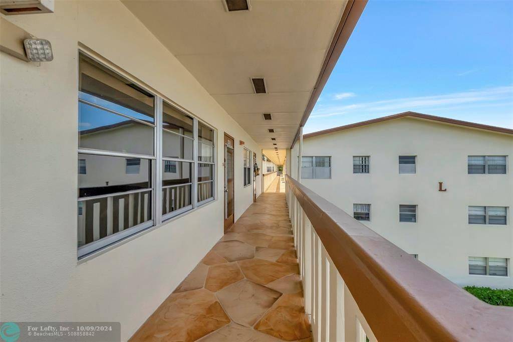 Boca Raton, FL 33434,493 Mansfield L  #493