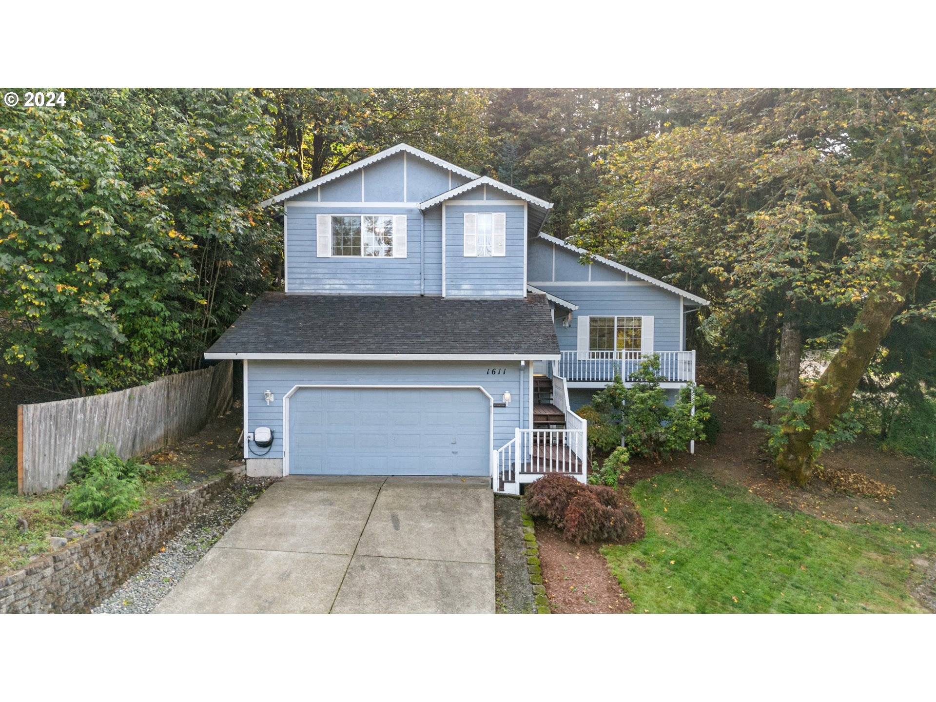 Vernonia, OR 97064,1611 HEATHER LN