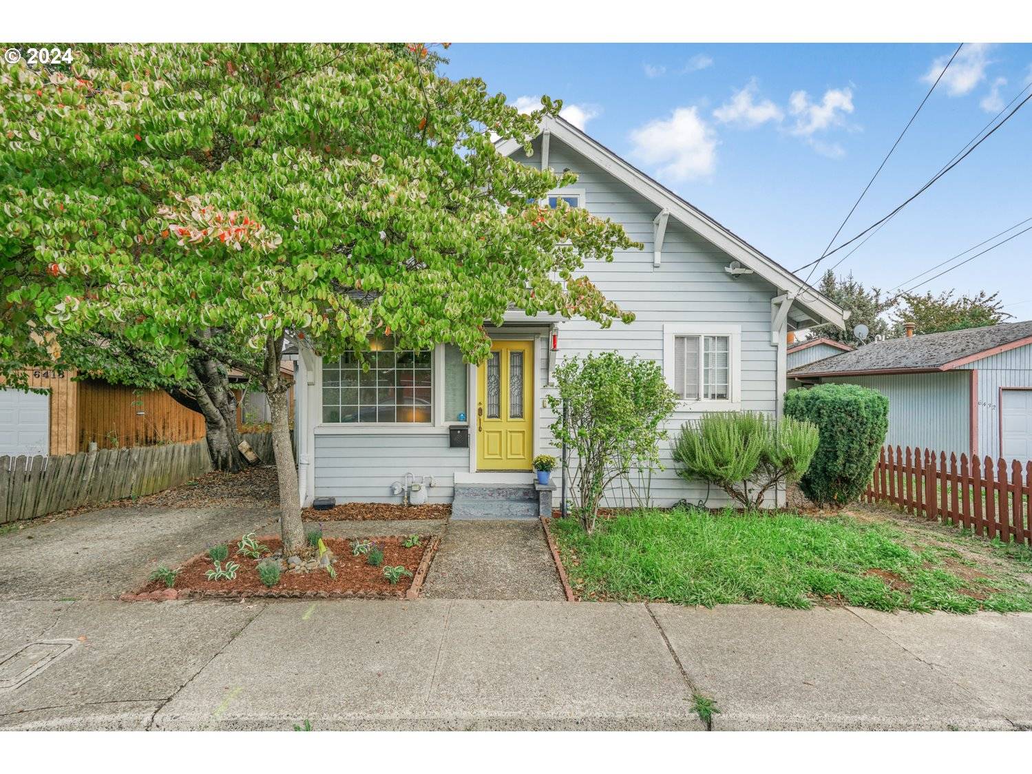 Portland, OR 97266,6424 SE 84TH PL