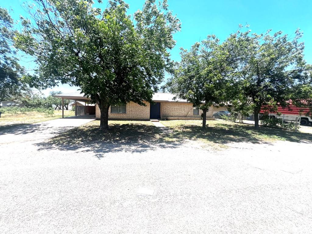 Eden, TX 76837,409 Drinkard St