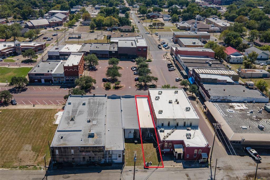 Commerce, TX 75428,1222 Main Street