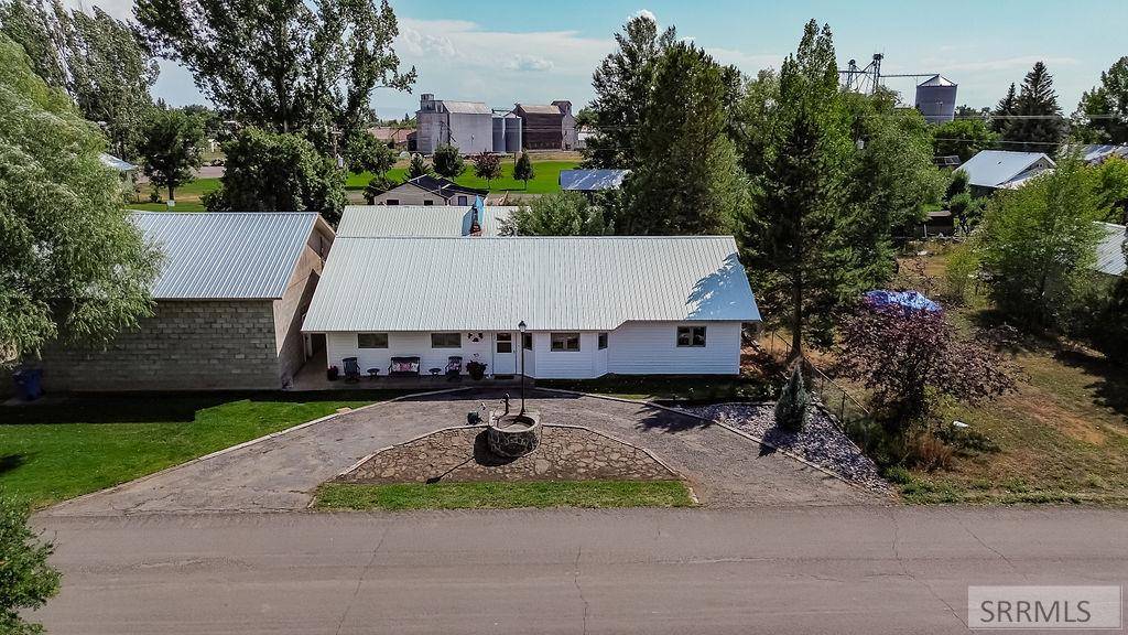 Ashton, ID 83420,462 Walnut Street