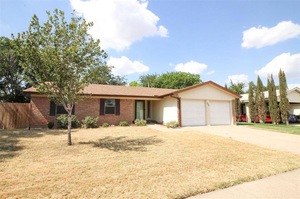 Saginaw, TX 76179,528 Stallion Lane