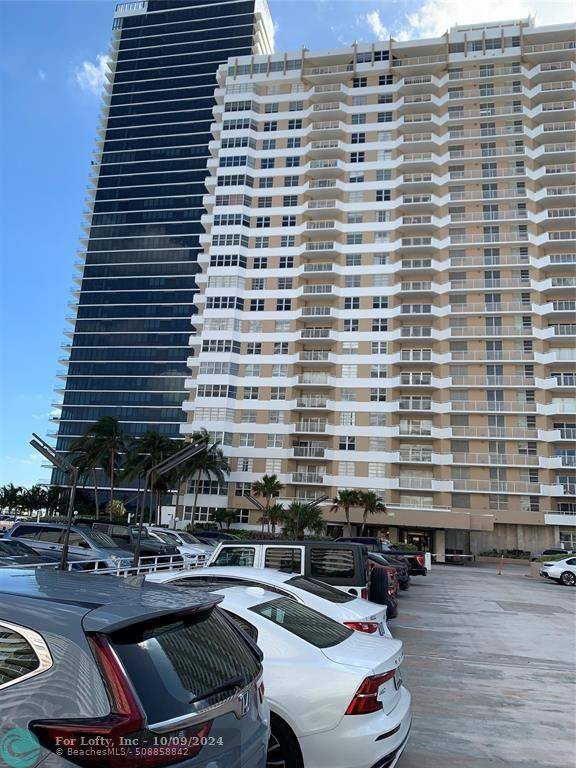 Hallandale Beach, FL 33009,1980 S Ocean Dr.  #15L