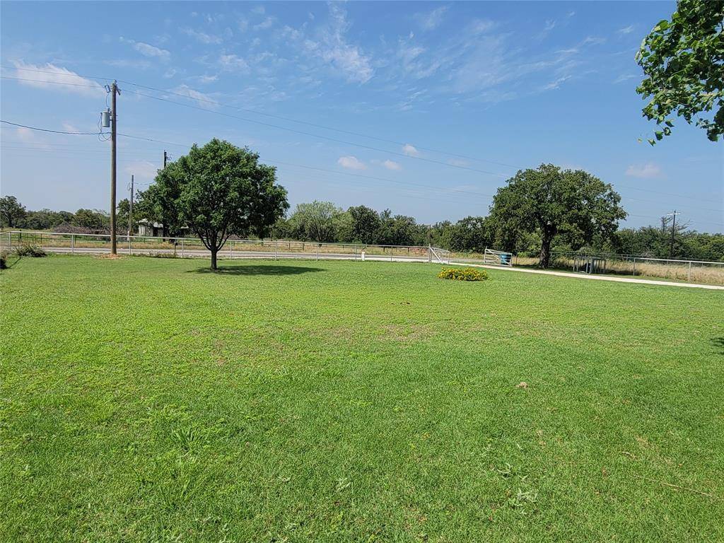 Graham, TX 76450,628 Medlan Chapel Road