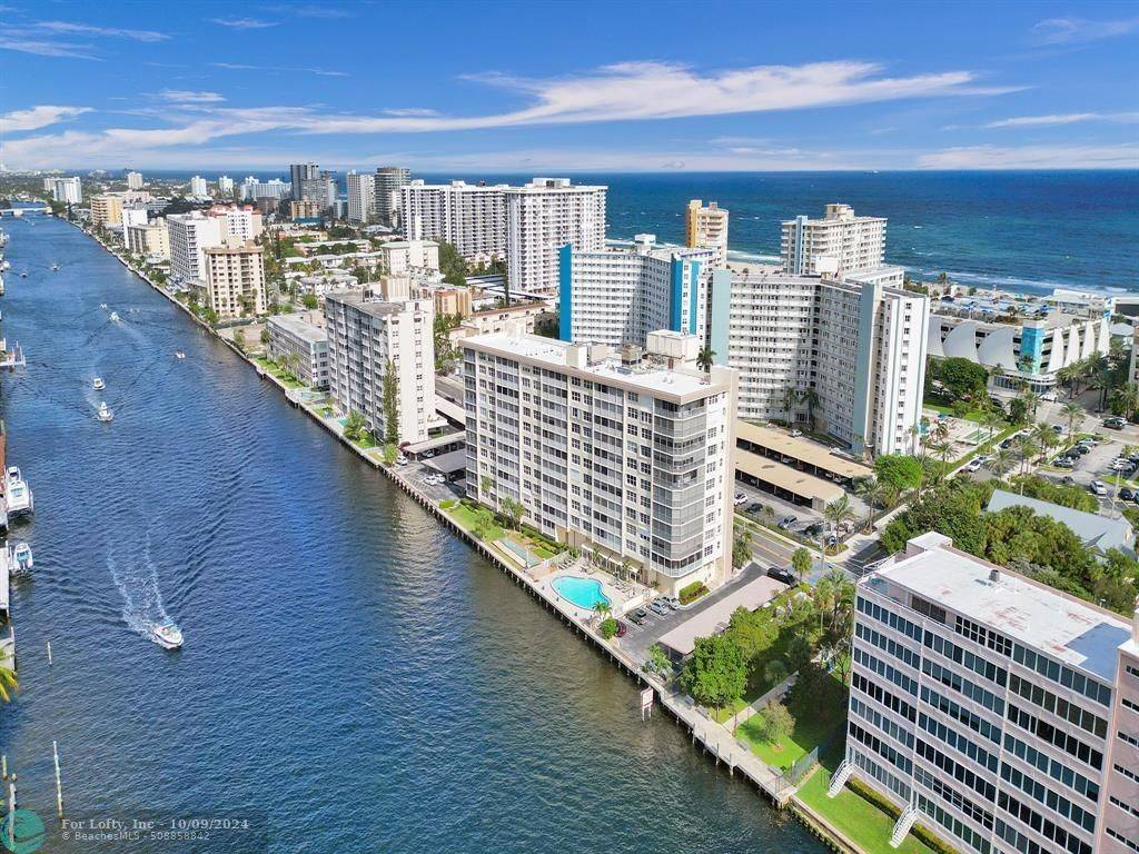 Pompano Beach, FL 33062,299 N Riverside Dr  #702