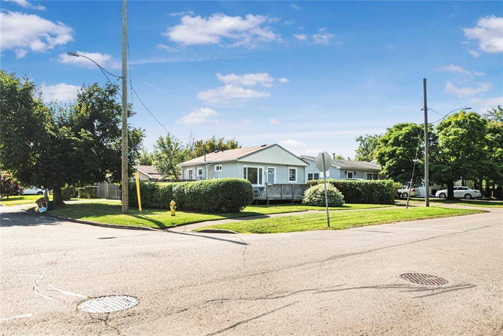 37 POWERVIEW Avenue, St. Catharines, ON L2S 1V5