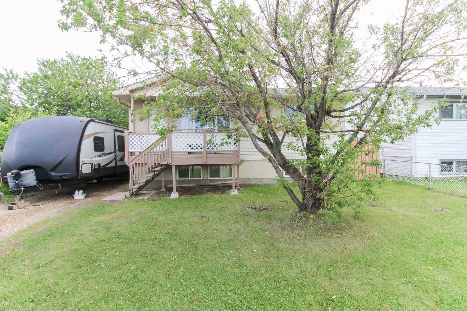 Clairmont, AB T8X5A4,9815 102 AVE