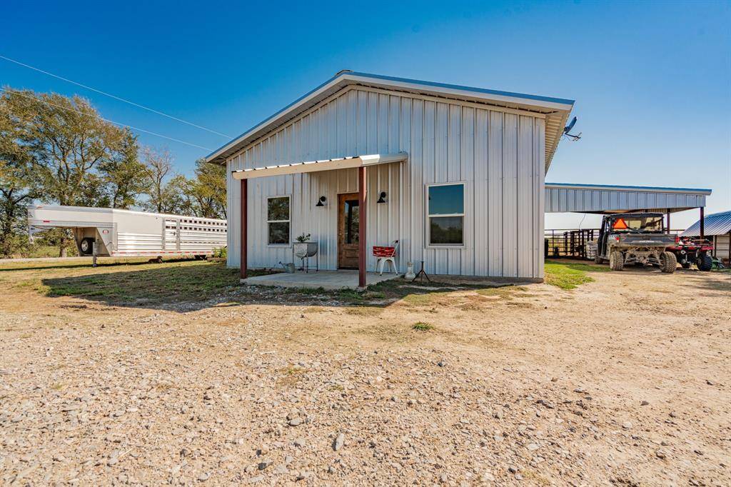 Wolfe City, TX 75496,845 County Road 1022