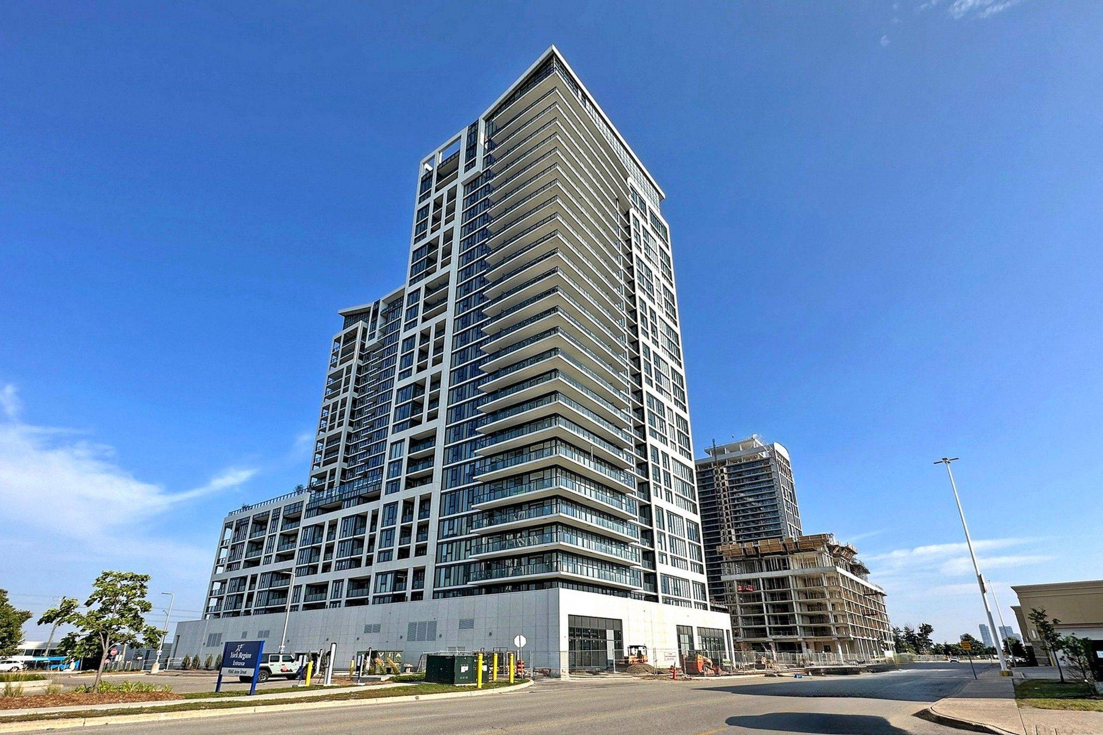 Vaughan, ON L4K 2M9,9000 Jane ST #306