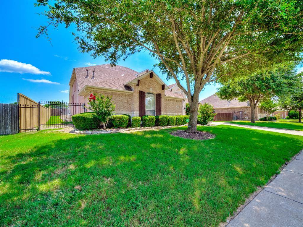 Desoto, TX 75115,712 Saddlebrook Drive