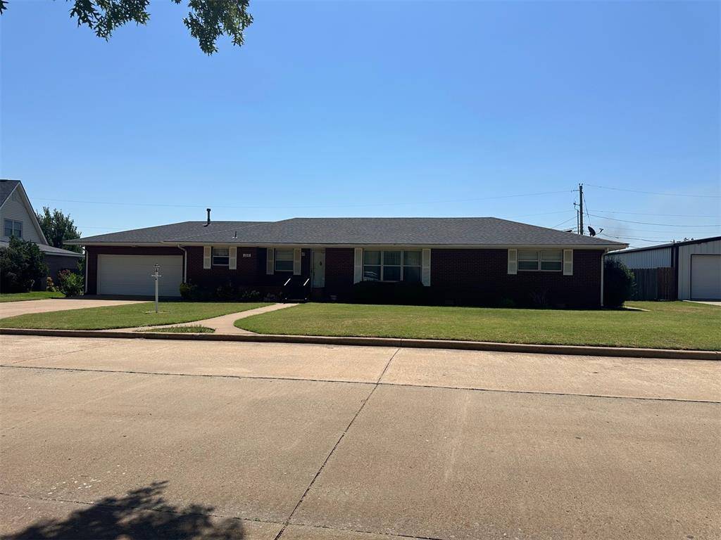 Weatherford, OK 73096,1216 Grandview Drive