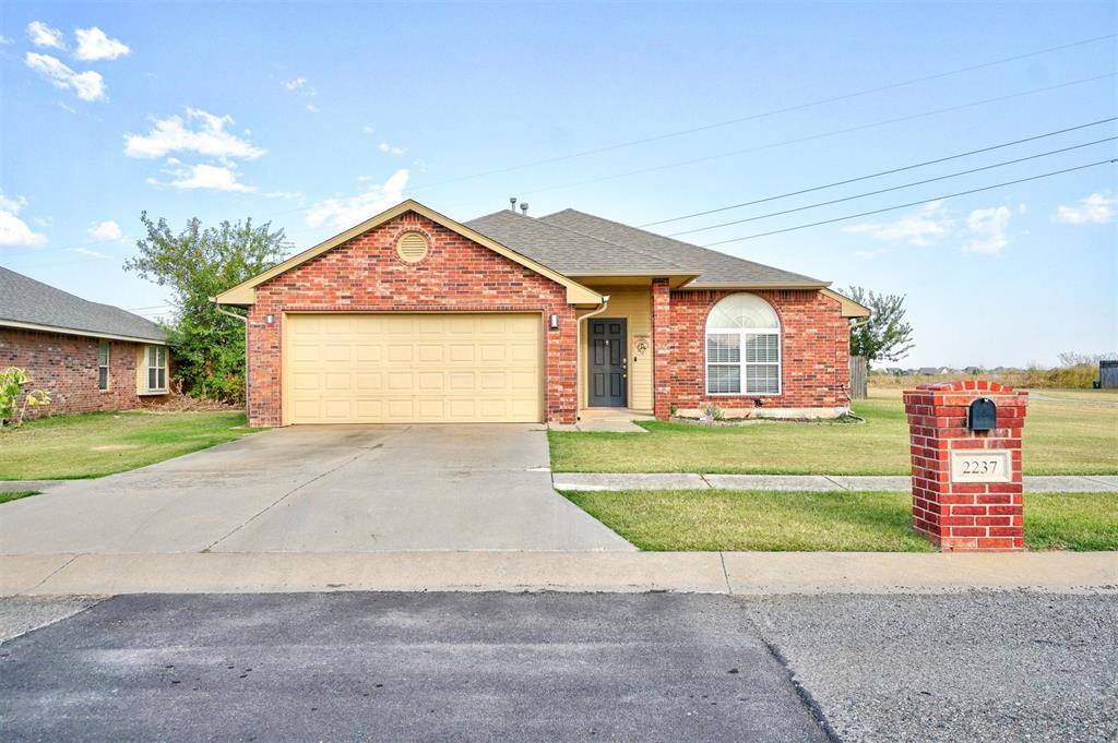 Edmond, OK 73012,2237 Scissortail Landing Drive