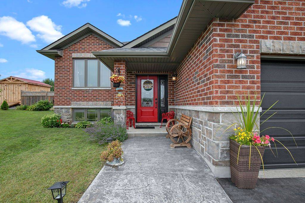 Quinte West, ON K0K 2C0,4 Ashwood CRES