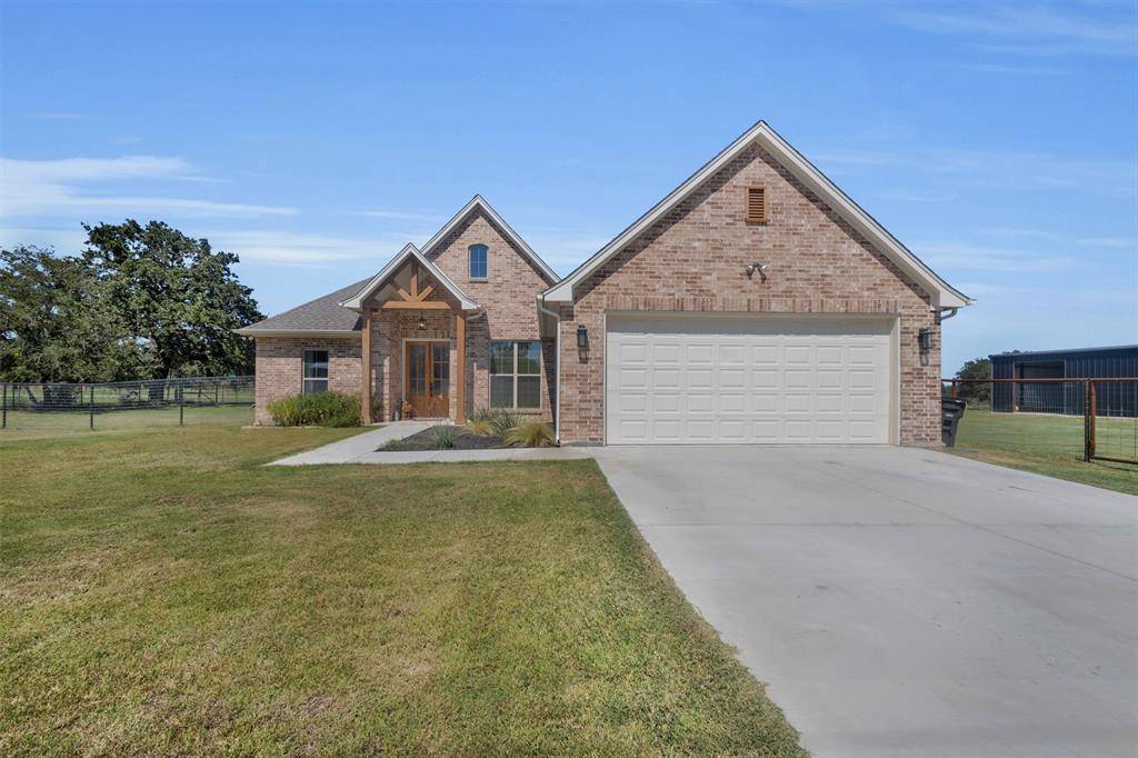 Lipan, TX 76087,401 Weaver Creek Court