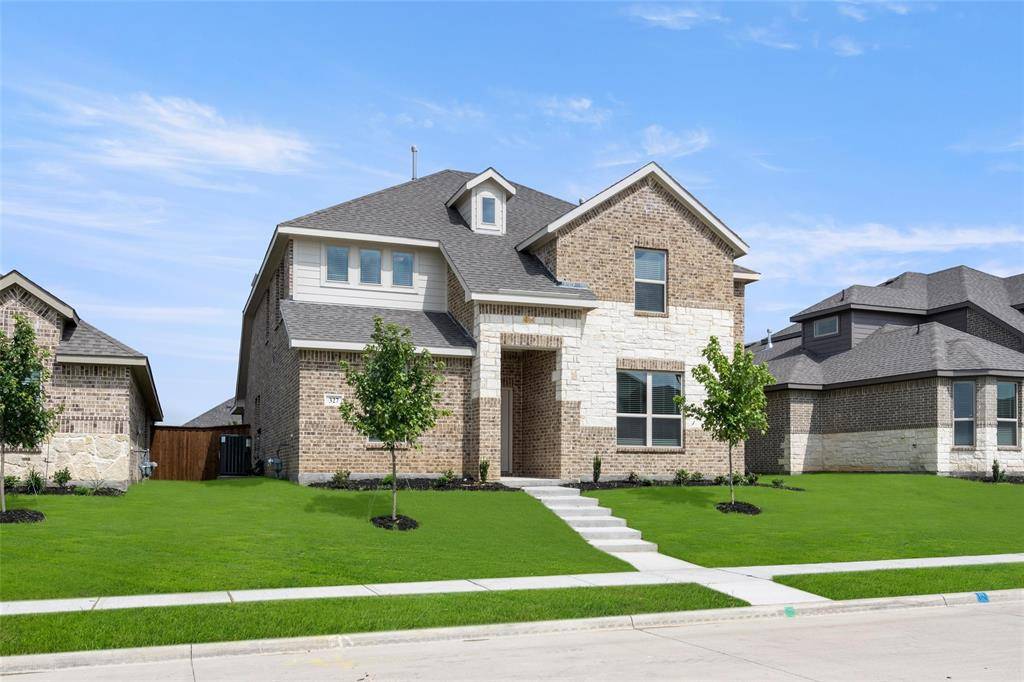 Midlothian, TX 76065,327 Freestall Drive