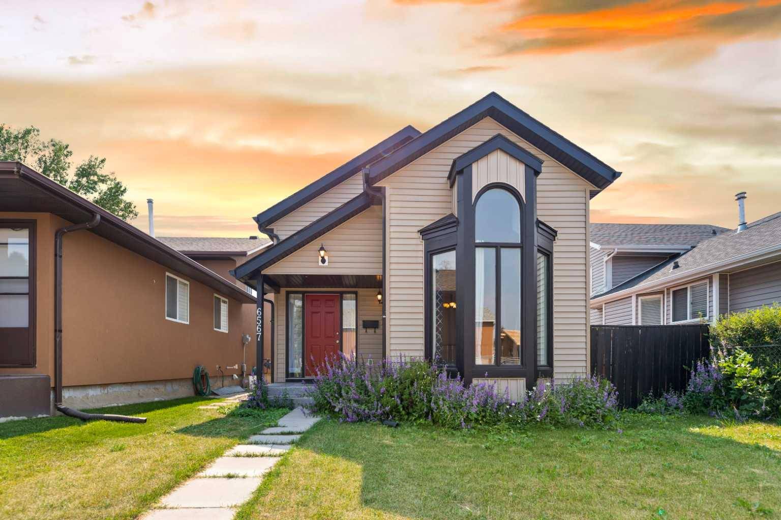 Calgary, AB T3J 2T4,6567 Martingrove DR NE