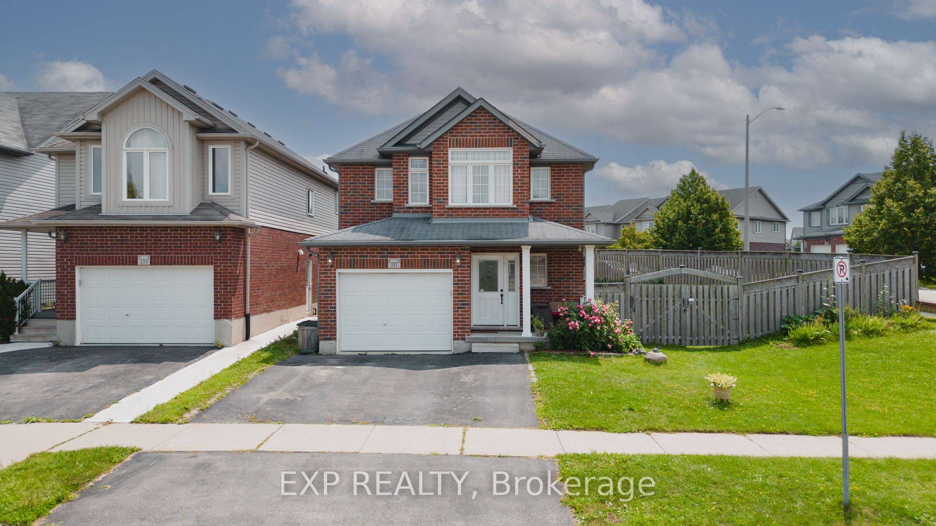 Kitchener, ON N2R 1Z4,337 Featherstone CRES