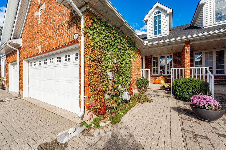 Guelph/eramosa, ON N0B 2K0,109 Riverwalk PL